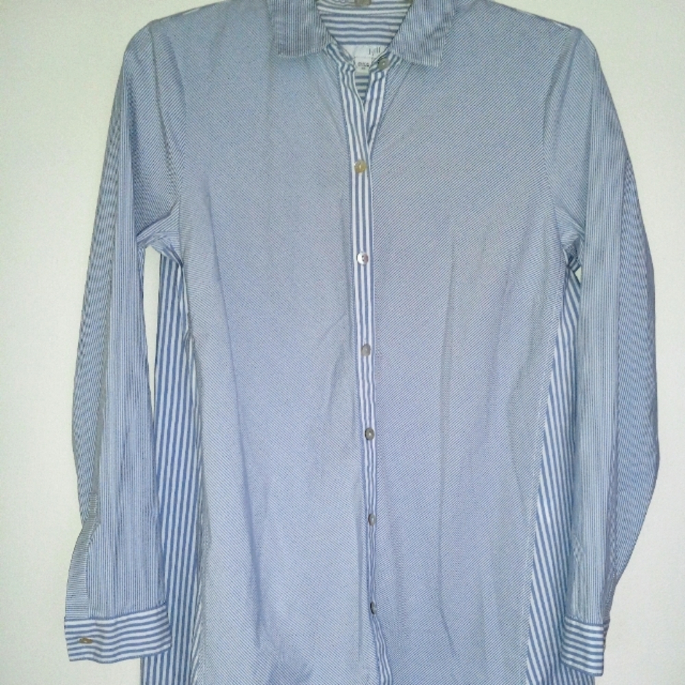 J.Jill XS buttoned down striped curved shirt tail blouse